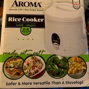Aroma Rice Cooker. Steams 2-8 cups at a time. So good for vegetables